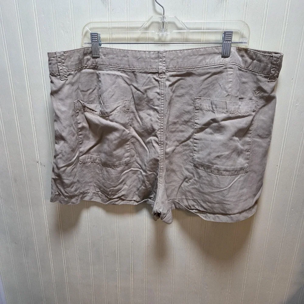 American Eagle Outfitters Shorts Womens 18 Beige Lyocell Relaxed Chino Casual - Picture 2 of 7